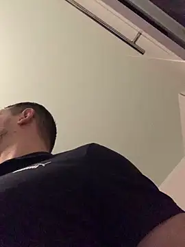 Snapshot of Maxpeins chatting on 03-13-26, 02:23 Maxpeins online show from 03-13-26, 02:23