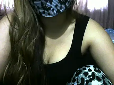 Snapshot of cute_kuku chatting on 03-15-25, 02:14 cute kuku online show from 03-15-25, 02:14