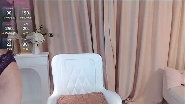 honey113 online show from 09-26-25, 03:49