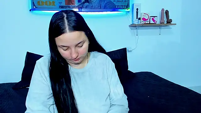 Celestte online show from 03-20-25, 10:43