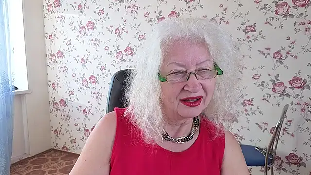 Maya Mayflower online show from 09-11-25, 04:01