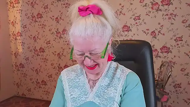 Maya Mayflower online show from 03-24-26, 03:11