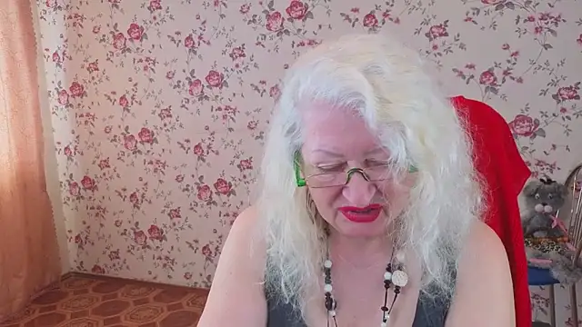 Maya Mayflower online show from 04-06-26, 04:46