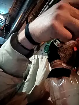 Snapshot of SirJonBradley chatting on 09-20-25, 07:59 SirJonBradley online show from 09-20-25, 07:59