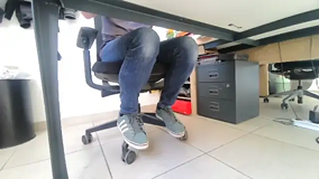 GM51-1988 online show from 04-08-26, 03:23