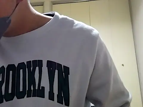 Snapshot of taaaaaa- chatting on 01-15-26, 11:37 taaaaaa- online show from 01-15-26, 11:37