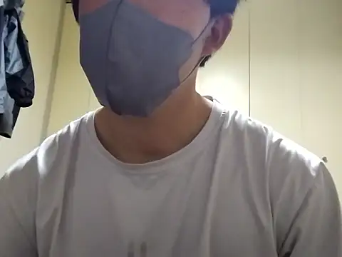 Snapshot of taaaaaa- chatting on 02-14-26, 01:08 taaaaaa- online show from 02-14-26, 01:08