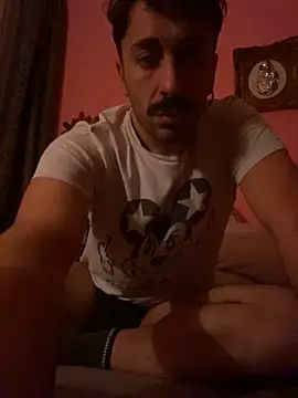 Snapshot of Febo6666 chatting on 03-18-25, 11:31 Febo6666 online show from 03-18-25, 11:31