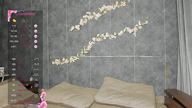 EvaTheHeart online show from 11-15-25, 12:30