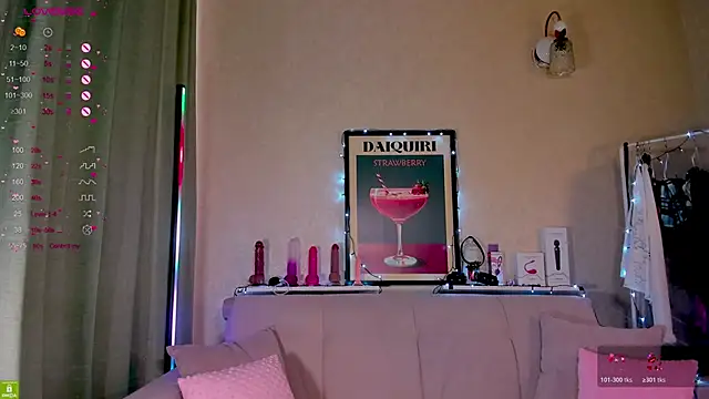 Ashley Nicks online show from 03-11-26, 01:55