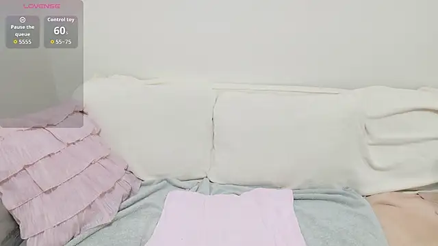 pppYukaqqq online show from 04-16-26, 12:06