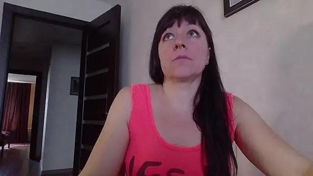 Snapshot of CarolinaReaperRed chatting on 10-23-25, 05:51 CarolinaReaperRed online show from 10-23-25, 05:51