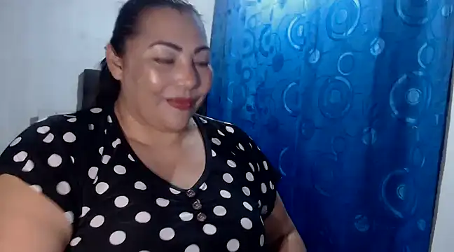 Snapshot of dihayara chatting on 12-27-24, 10:59 dihayara online show from 12-27-24, 10:59