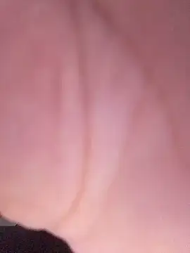 Snapshot of Sandra42 chatting on 03-21-25, 06:51 Sandra42 online show from 03-21-25, 06:51