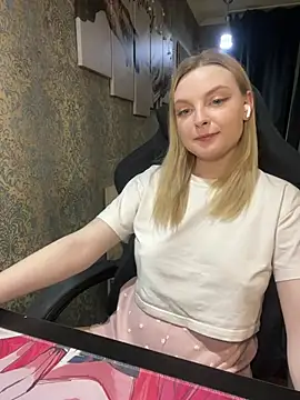 Snapshot of Lina_ly chatting on 03-12-25, 11:01 Lina ly online show from 03-12-25, 11:01