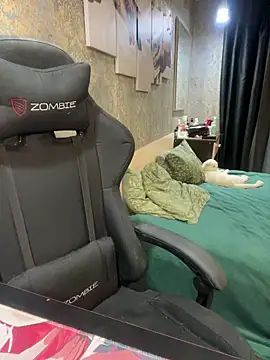 Snapshot of Lina_ly chatting on 03-22-25, 10:37 Lina ly online show from 03-22-25, 10:37