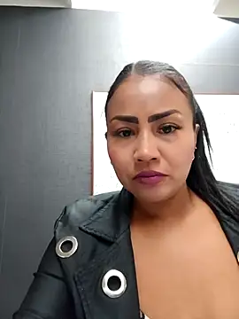 Ariana Rodriguez online show from 03-11-25, 03:23