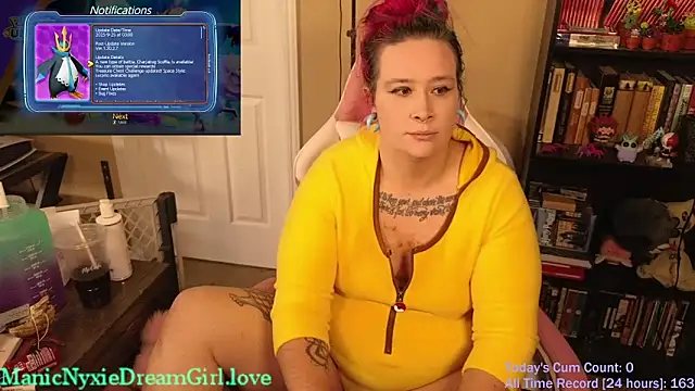 VioletNova online show from 10-05-25, 09:24