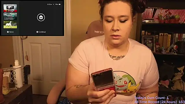 Snapshot of VioletNova chatting on 02-26-26, 01:54 VioletNova online show from 02-26-26, 01:54