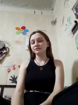 Snapshot of Bonechka chatting on 03-06-25, 02:18 Bonechka online show from 03-06-25, 02:18