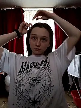 Snapshot of Bonechka chatting on 03-07-25, 11:40 Bonechka online show from 03-07-25, 11:40