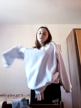 Snapshot of Bonechka chatting on 03-08-25, 12:52 Bonechka online show from 03-08-25, 12:52