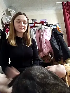 Snapshot of Bonechka chatting on 03-11-25, 01:34 Bonechka online show from 03-11-25, 01:34