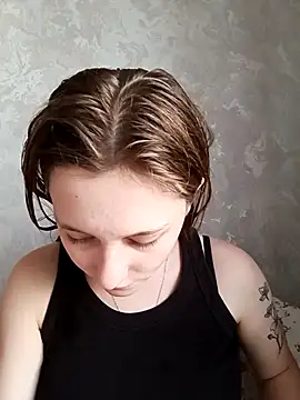 Snapshot of Bonechka chatting on 09-15-25, 03:12 Bonechka online show from 09-15-25, 03:12