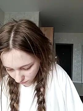 Snapshot of Bonechka chatting on 10-28-25, 07:45 Bonechka online show from 10-28-25, 07:45