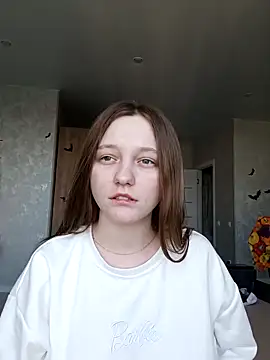 Snapshot of Bonechka chatting on 11-03-25, 10:27 Bonechka online show from 11-03-25, 10:27