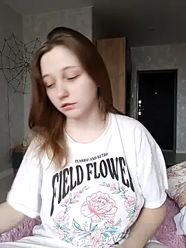 Snapshot of Bonechka chatting on 11-10-25, 08:24 Bonechka online show from 11-10-25, 08:24