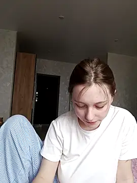 Snapshot of Bonechka chatting on 11-11-25, 07:08 Bonechka online show from 11-11-25, 07:08