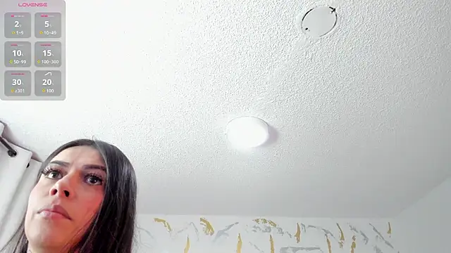 Snapshot of Cristal_Velle chatting on 02-03-26, 01:27 Cristal Velle online show from 02-03-26, 01:27