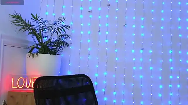 Snapshot of neferutt chatting on 01-07-26, 11:56 neferutt online show from 01-07-26, 11:56