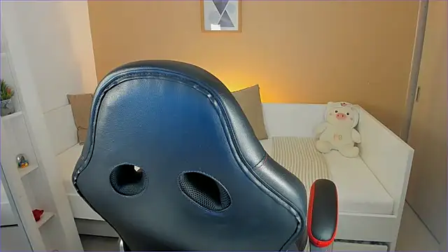 Snapshot of ValentinaMilann chatting on 02-05-26, 12:26 ValentinaMilann online show from 02-05-26, 12:26