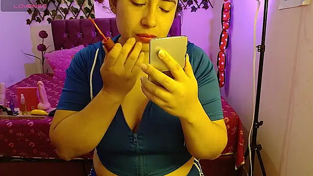 Snapshot of Anny__cute chatting on 02-14-26, 11:40 Anny cute online show from 02-14-26, 11:40