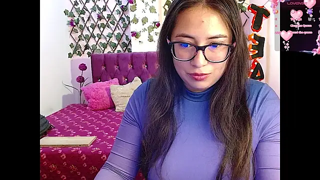 Snapshot of Anny__cute chatting on 02-24-26, 07:34 Anny cute online show from 02-24-26, 07:34