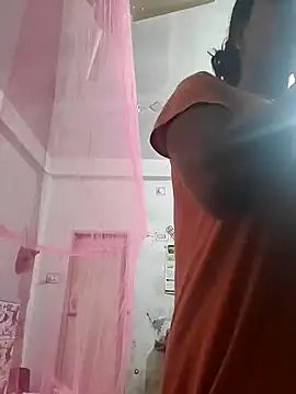 Snapshot of sexy-trisha1 chatting on 10-12-25, 05:23 sexy-trisha1 online show from 10-12-25, 05:23