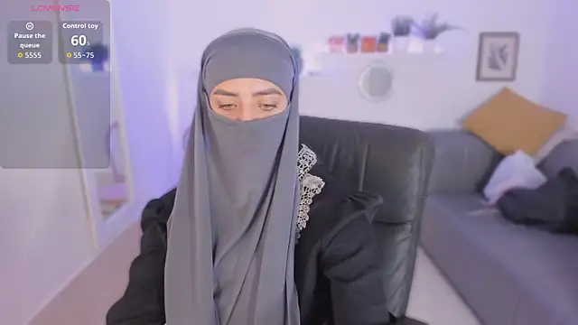 Snapshot of salma_arabicc chatting on 10-23-25, 04:01 salma arabicc online show from 10-23-25, 04:01