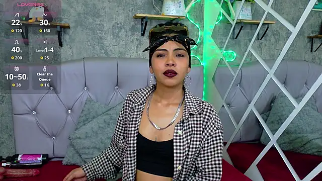 Devil AliceXo online show from 01-07-26, 09:06