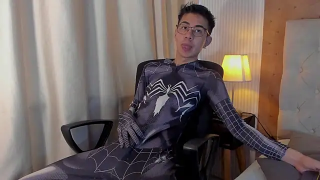 Snapshot of dads_rider chatting on 11-11-25, 05:02 dads rider online show from 11-11-25, 05:02