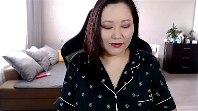 LisaAsianFlower online show from 03-13-25, 05:11