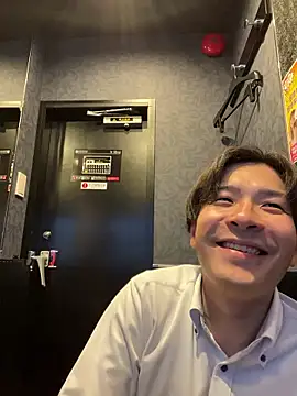 Snapshot of waka3232 chatting on 06-18-26, 11:14 waka3232 online show from 06-18-26, 11:14