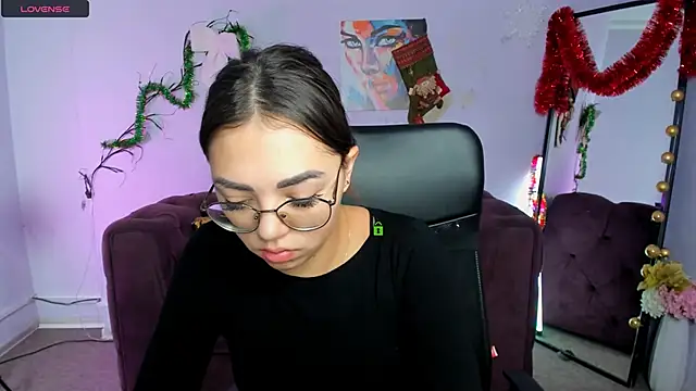 kiki swan online show from 01-10-26, 06:48