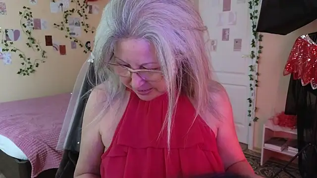 Wane Witch online show from 04-17-26, 07:50