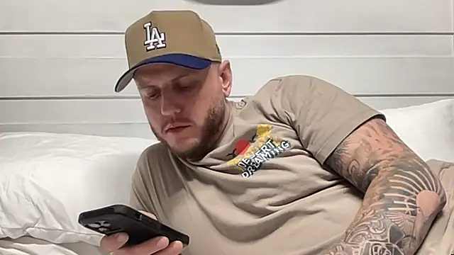 Thegreatwhitepipe online show from 09-24-25, 10:29