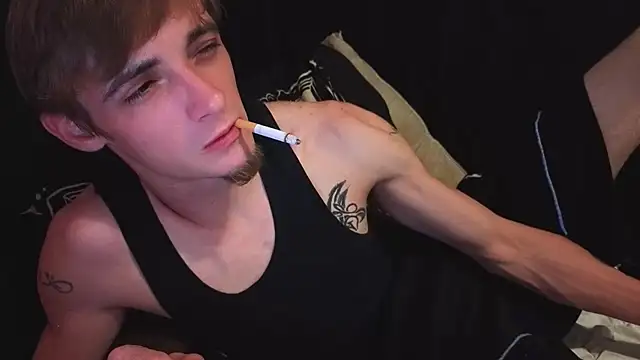 Ilovepussy1911 online show from 06-15-26, 06:32