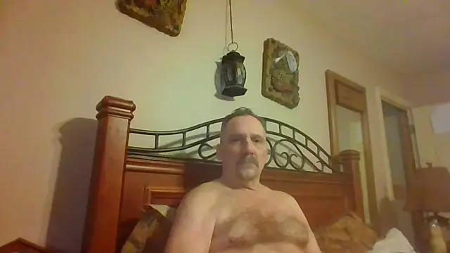 Snapshot of HunkofRock chatting on 03-04-26, 02:56 HunkofRock online show from 03-04-26, 02:56