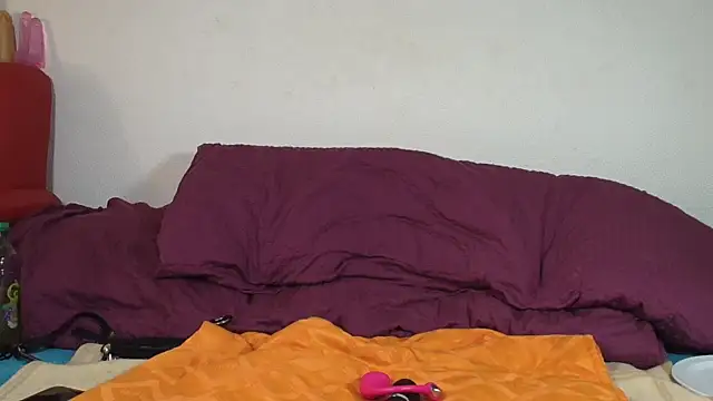 Snapshot of HerrundFrau-M chatting on 11-18-25, 07:13 HerrundFrau-M online show from 11-18-25, 07:13