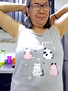 victoria wayne online show from 11-10-25, 10:14